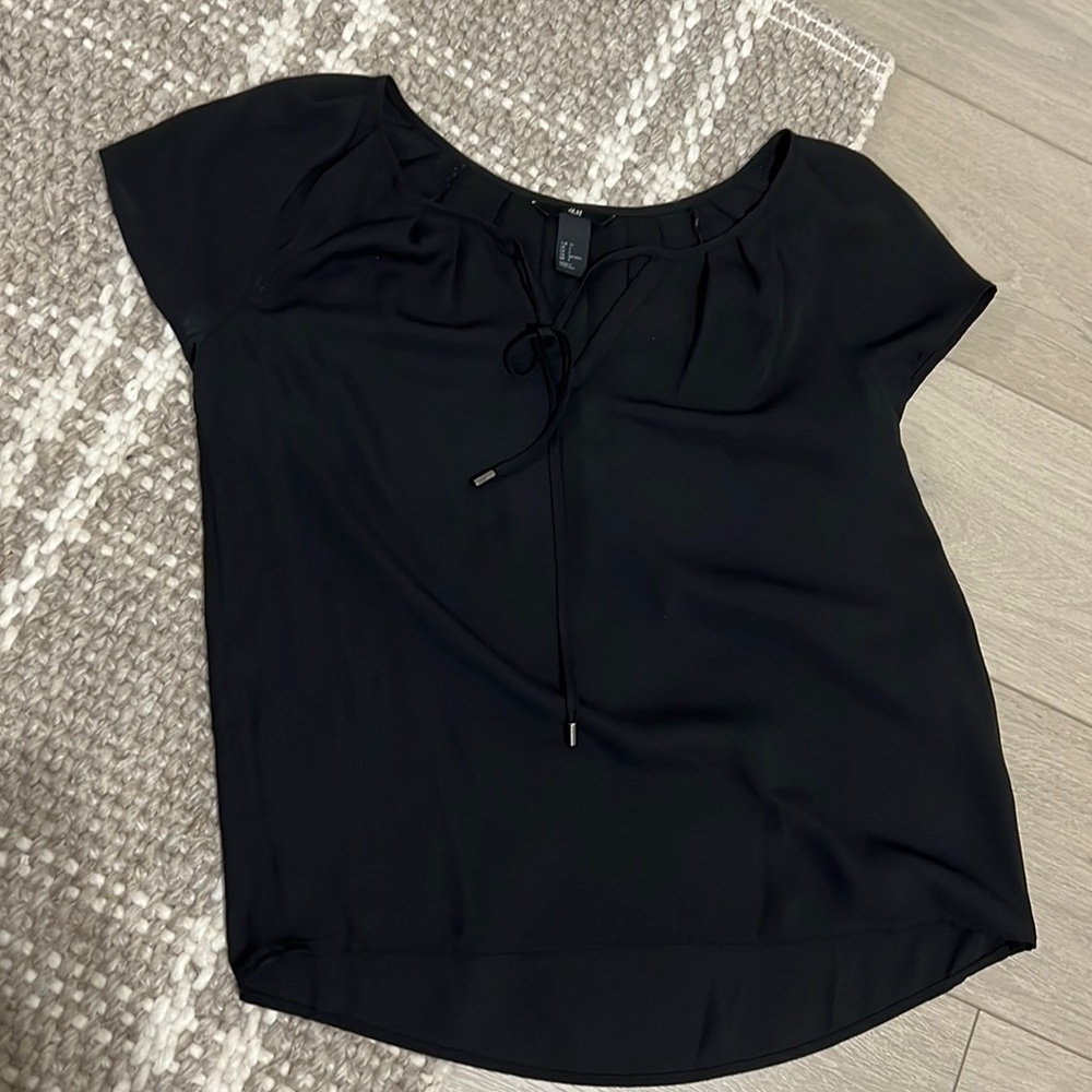 H&M Simple Black Chiffon Top